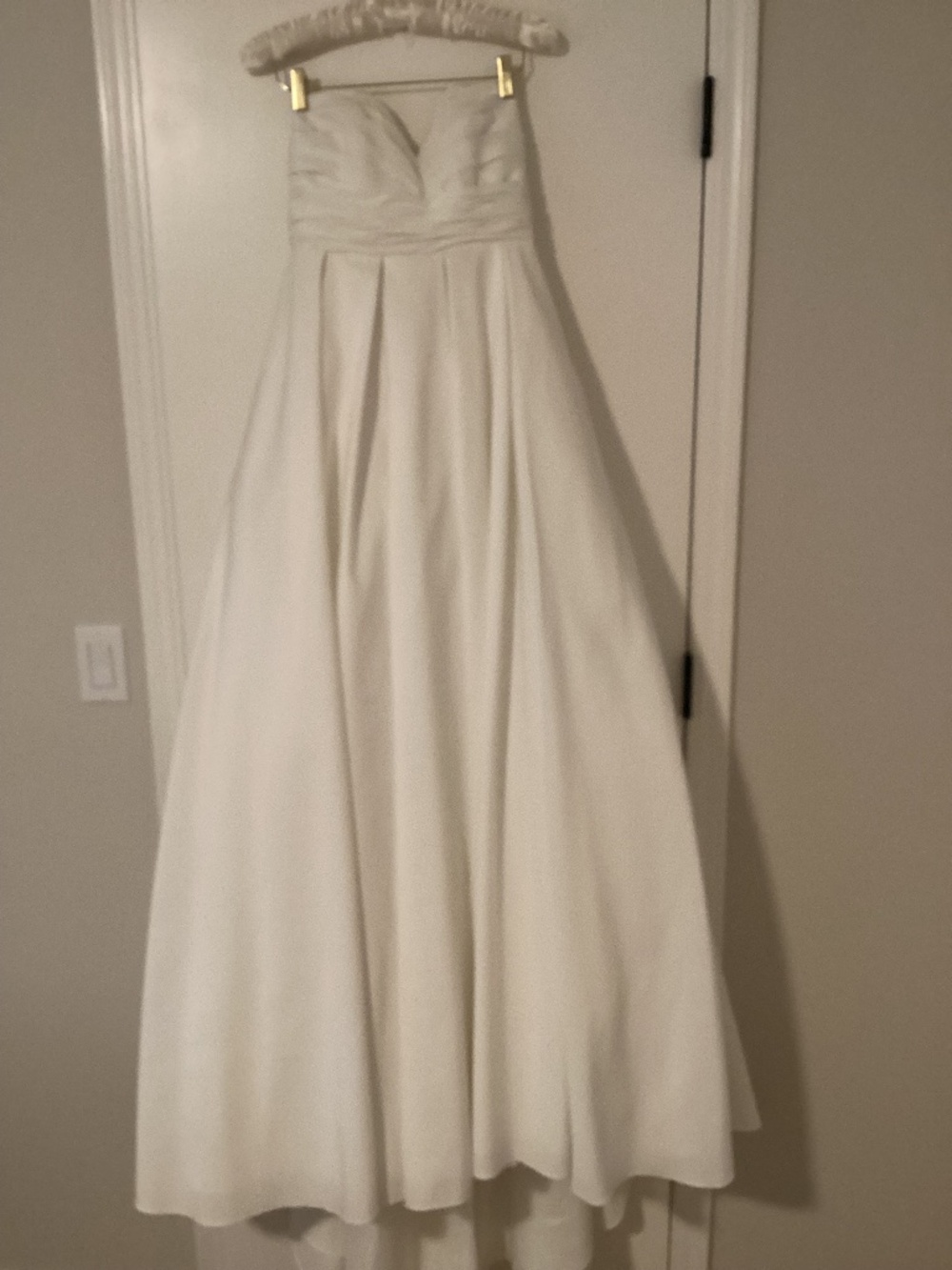 David’s Bridal White Wedding Dress